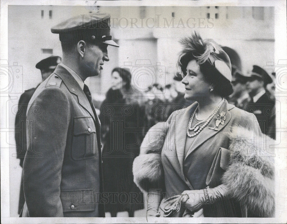 1949 Press Photo Major Royce George Olsen U.S. Air Force Queen Elizabeth - Historic Images