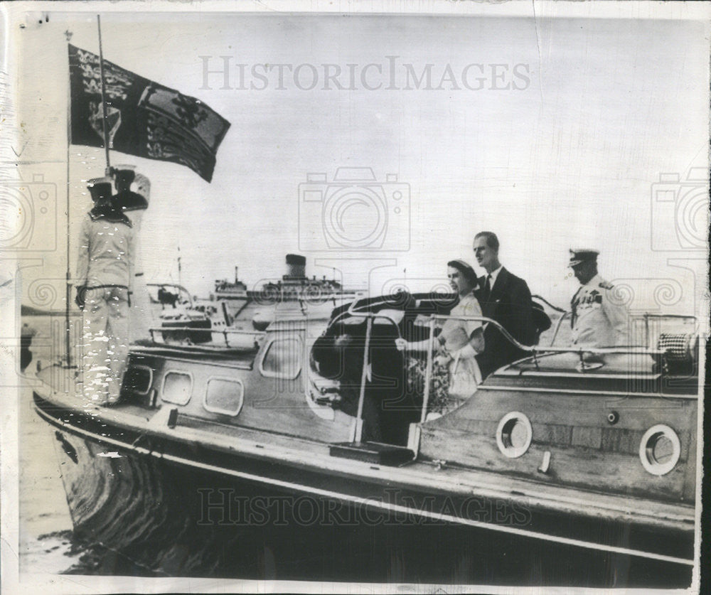 1953 Press Photo Queen Elizabeth Prince Philip Depart for World Tour - Historic Images