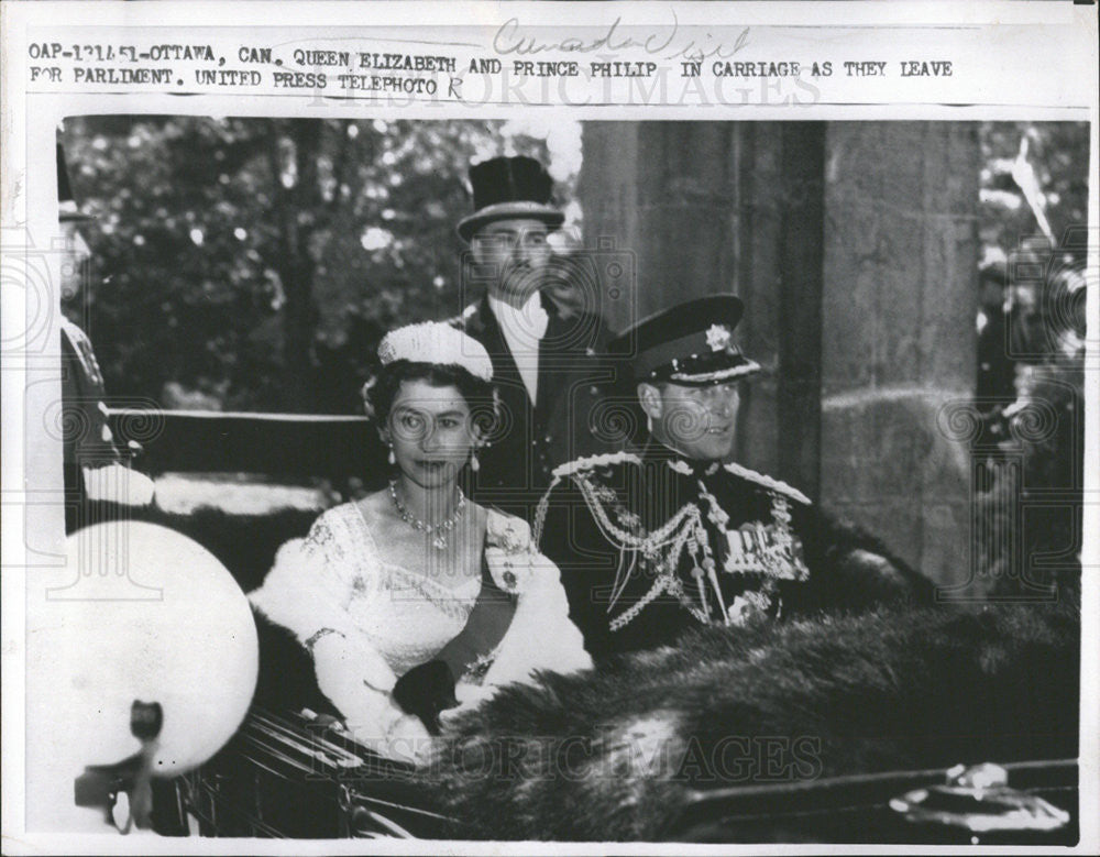 1957 Press Photo Queen Elizabeth and Prince Philip As They Leave Parliament - Historic Images