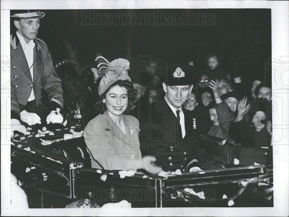 1947 Press Photo Princess Elizabeth &amp; Prince Philip Depart for Honeymoon - Historic Images