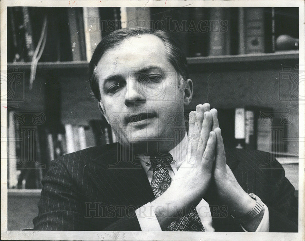 1975 Press Photo Lewis Engman Chairman Federal Trade Commission - Historic Images