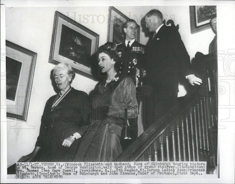 Press Photo Princess Elizabeth &amp; Duke of Edinburgh touring Mt. Vernon. - Historic Images