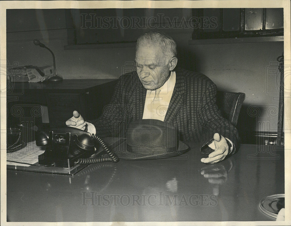 1963 Press Photo Maurice Reihold, age 63, con artist. - Historic Images