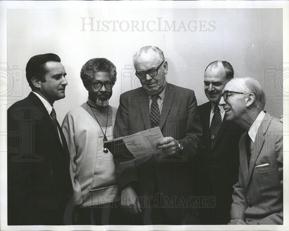 1970 Press Photo 5 Southern Illinois Officials Offer for Martin Luther King Play - Historic Images