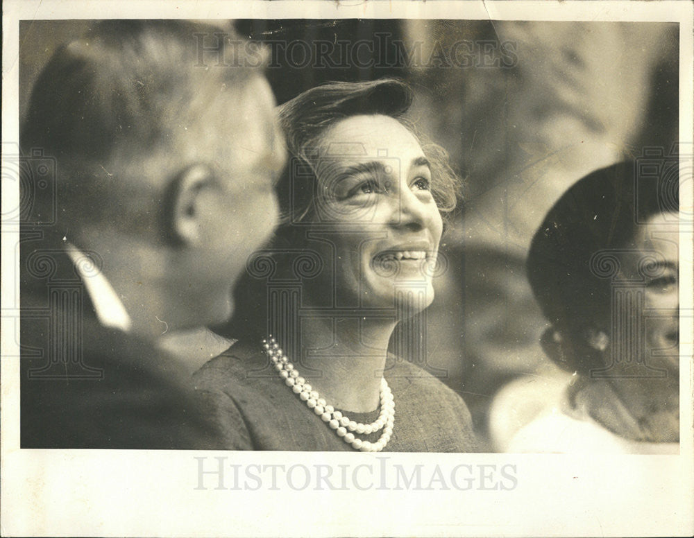 1964 Press Photo Nelson Aldrich Rockefeller New York Governor Wife Happy Party - Historic Images