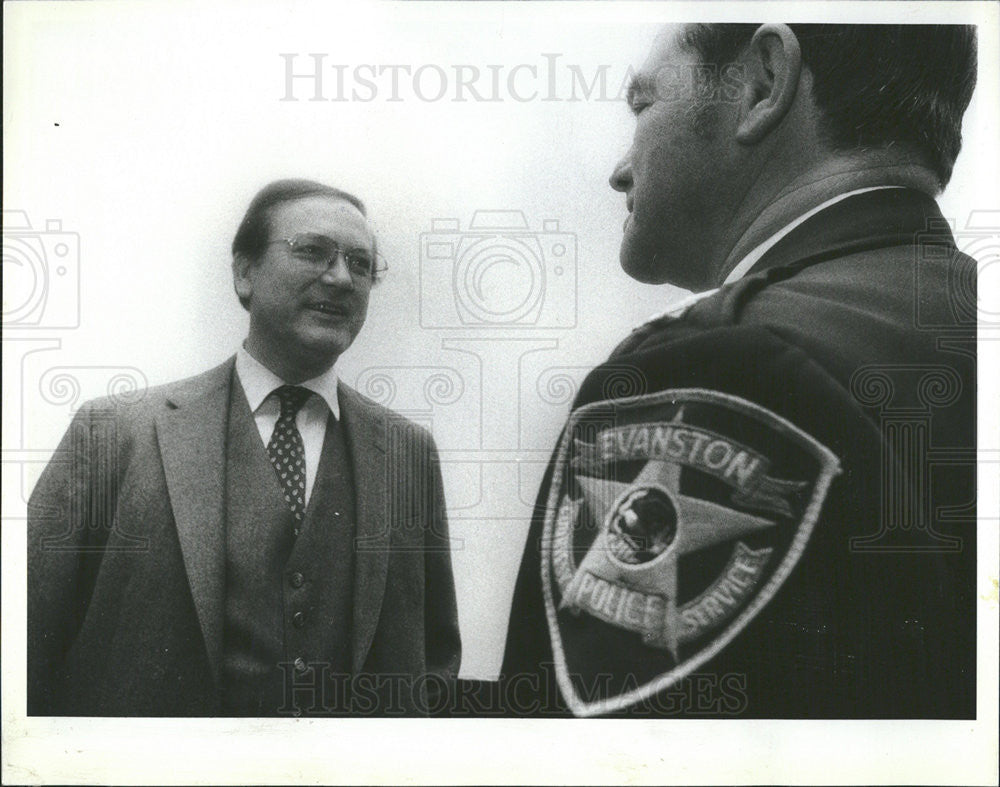 1982 Press Photo Howard Rogers Evanston Police Chief Illinois - Historic Images