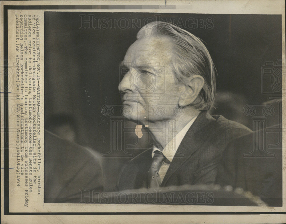 1974 Press Photo Laurance Spelman Rockefeller venture capitalist financier sits - Historic Images