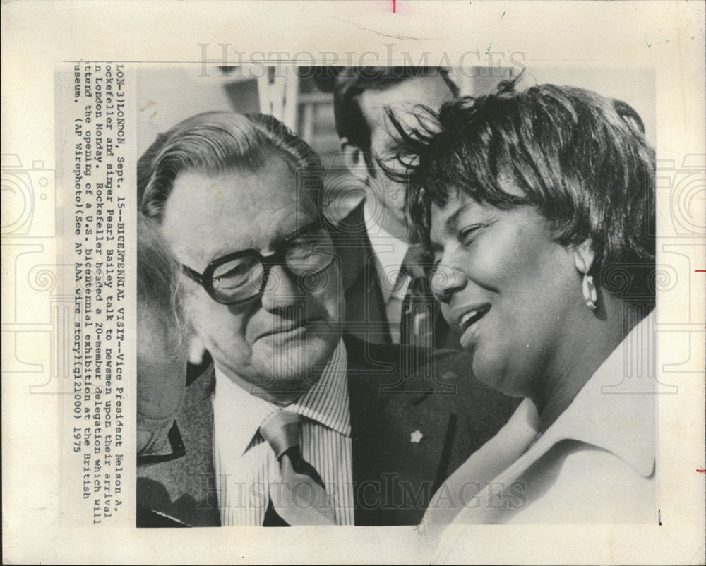 1975 Press Photo Vice President Nelson Rockefeller and singer Pearl Bailey - Historic Images