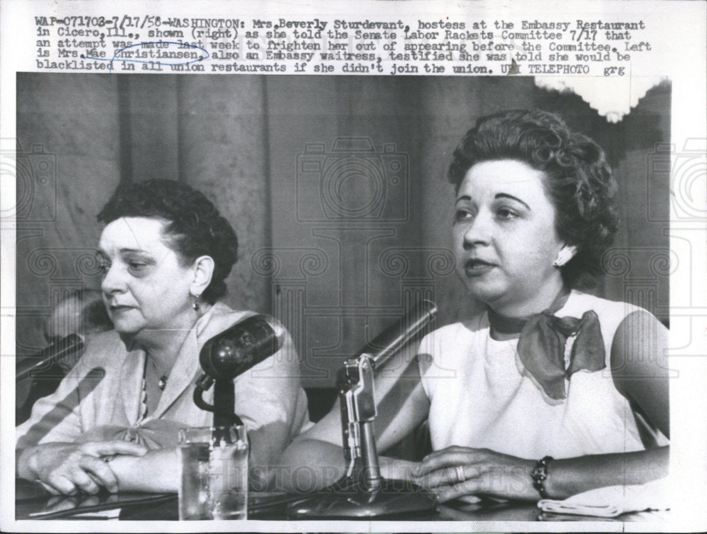 1958 Press Photo Mrs Mae Christiansen Embassy Waitress Mrs Beverley Sturdevant - Historic Images