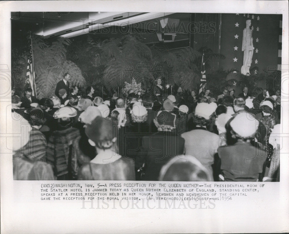 1954 Press Photo Queen Mother Elizabeth of England - Historic Images