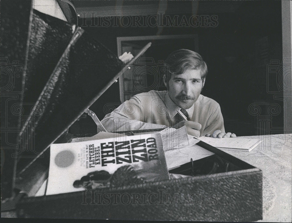 1970 Press Photo Herbert Elliott Chicago Mayor Candidate - Historic Images