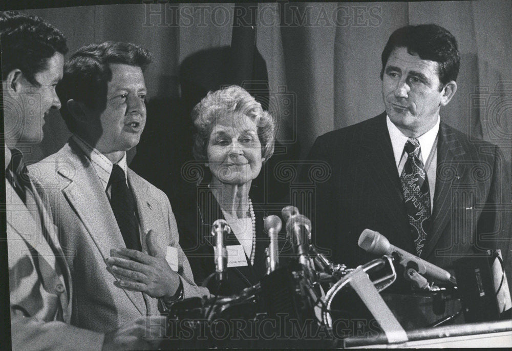 1974 Press Photo United States Tennessee Politician  Governor Winfield Dunn - Historic Images