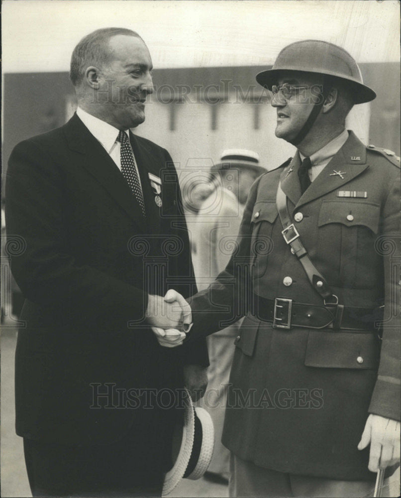 1933 Press Photo Colonel Nobel Brandon Judah Rainbow Veteran President With - Historic Images