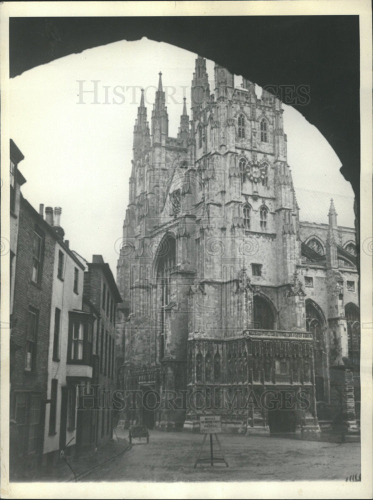 1928 Press Photo England Church Building - Historic Images