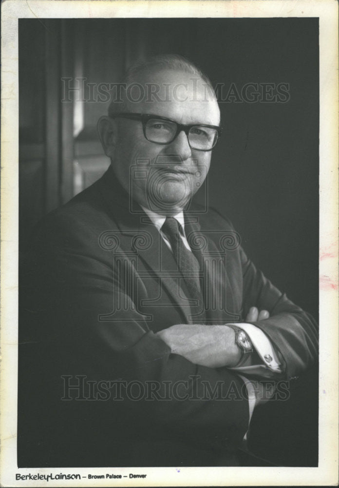 1976 Press Photo Nielsen Aksel Denver Financial Leader - Historic Images