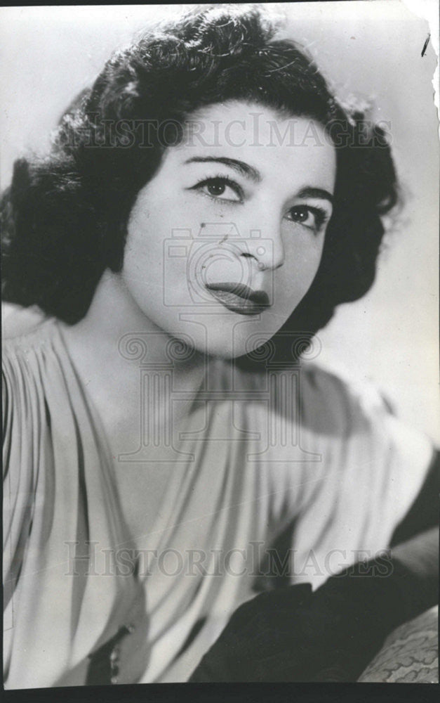 1941 Press Photo Jennie Tourel
 Musician - Historic Images