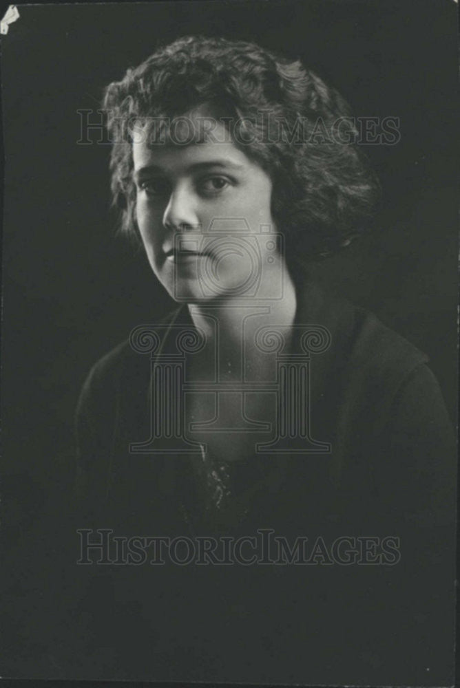 1921 Press Photo Cornelia Samhliner - Historic Images