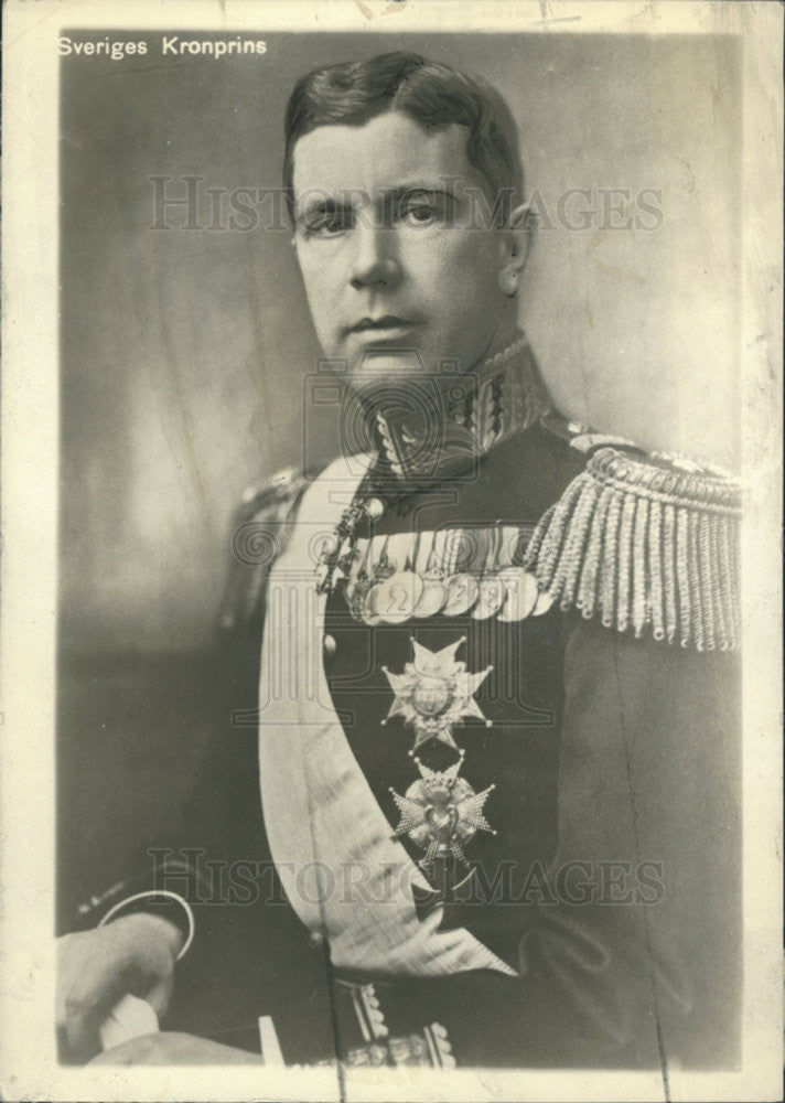 1938 Press Photo Crown Prince Gustaf Adolf Sweden Liner Kungsholm Son Bertil - Historic Images