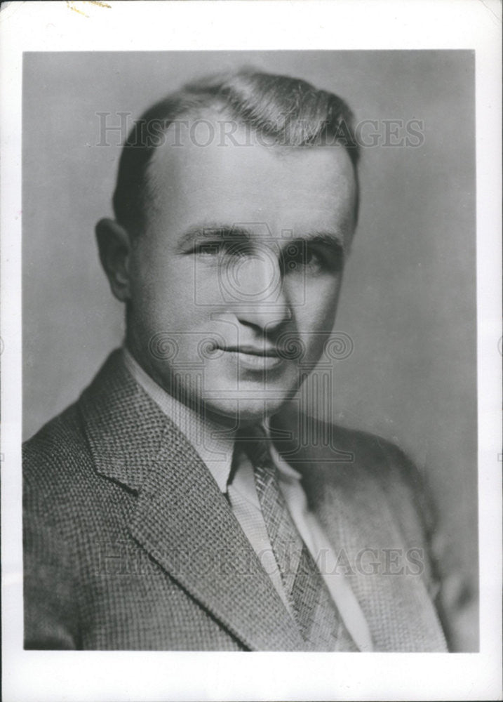 1948 Press Photo L. Don Leet author of "Causes of Catastrophe" - Historic Images