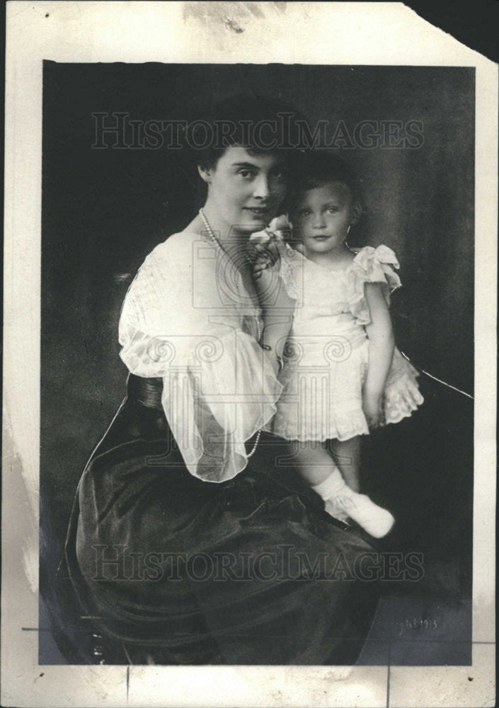 1913 Press Photo Kaiserin Germany Crown Princess Cecile and son prince fredercik - Historic Images
