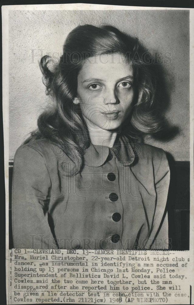 1948 Press Photo Mrs Muriel Christopher Club Dancer Police David L Cowles - Historic Images