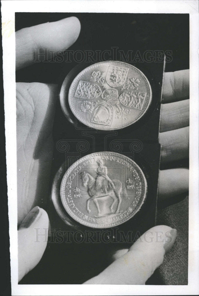 1953 Press Photo CORONATION QUEEN ELIZABETH II - Historic Images