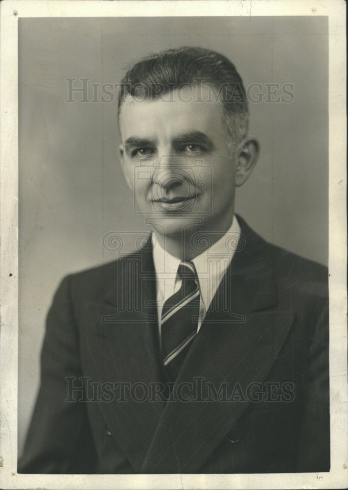 1942 Press Photo Ernest Cowell  Dean ot the University of Chicago - Historic Images