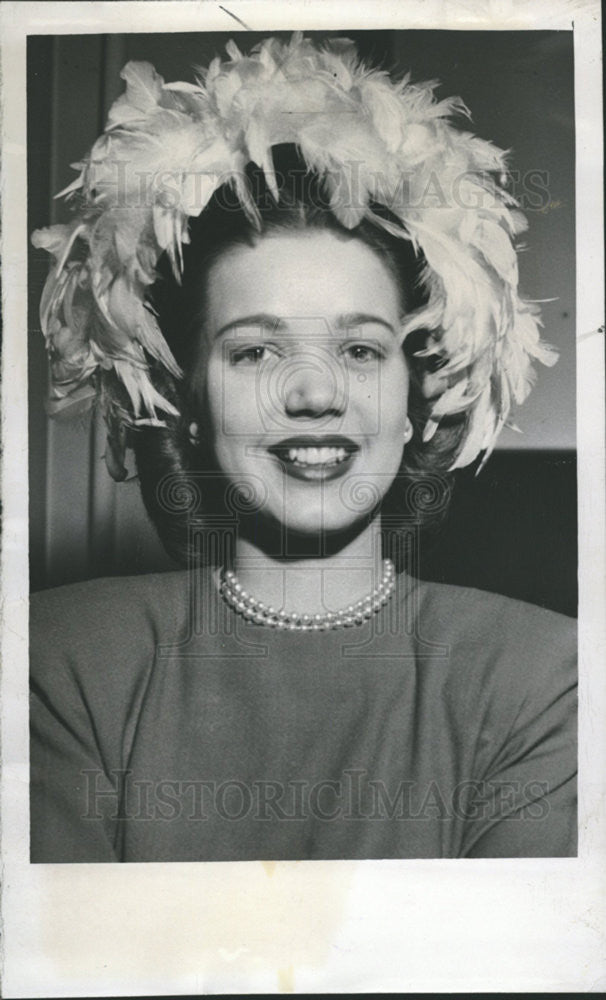 1947 Press Photo Katherine Ring  One of the &quot;Bin-Up Twins&quot; - Historic Images