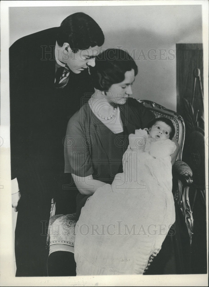 1934 Press Photo Sweden Prince Gustav Adolph Princess Sybilla and Baby Princess - Historic Images