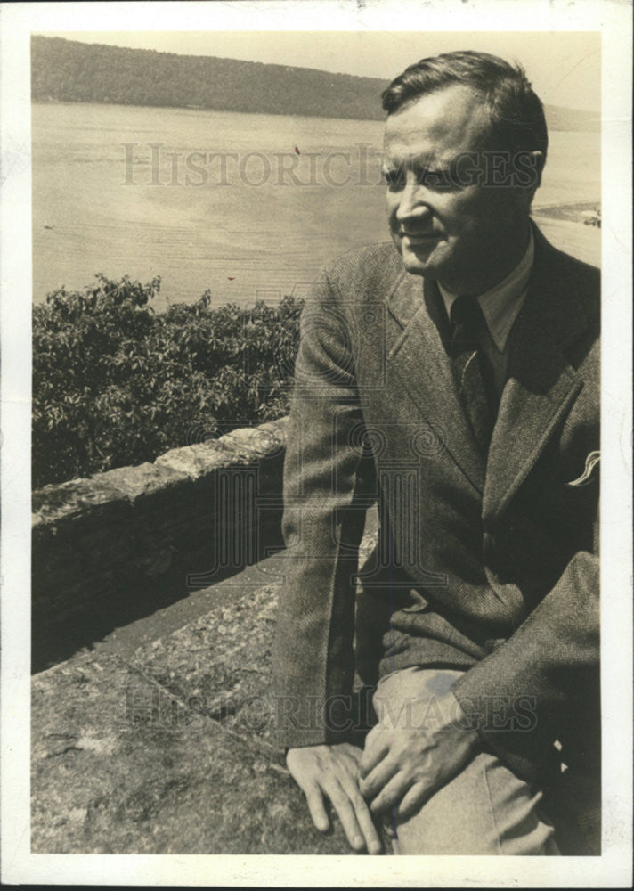 1942 Press Photo Carl Carmer, Author Of Genesee Fever - Historic Images