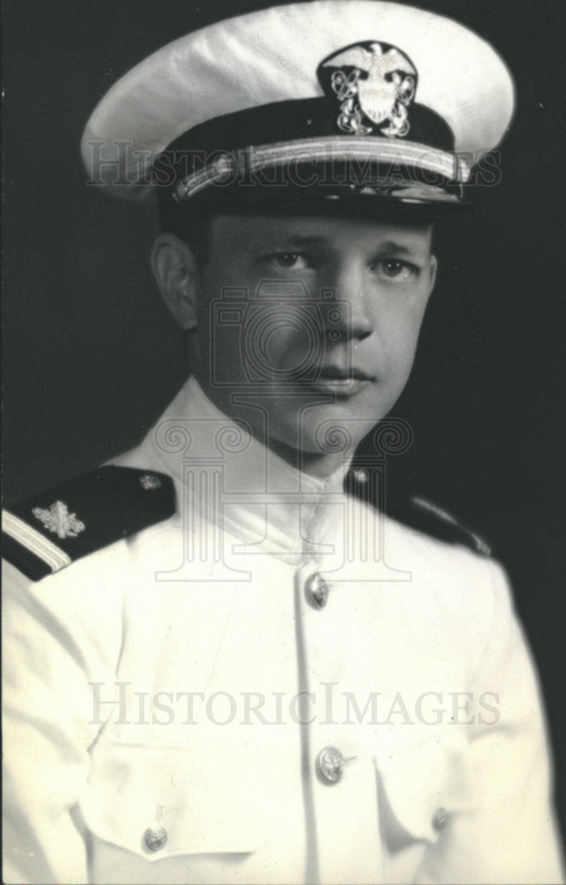 1943 Press Photo Harold E Hurst Military - Historic Images