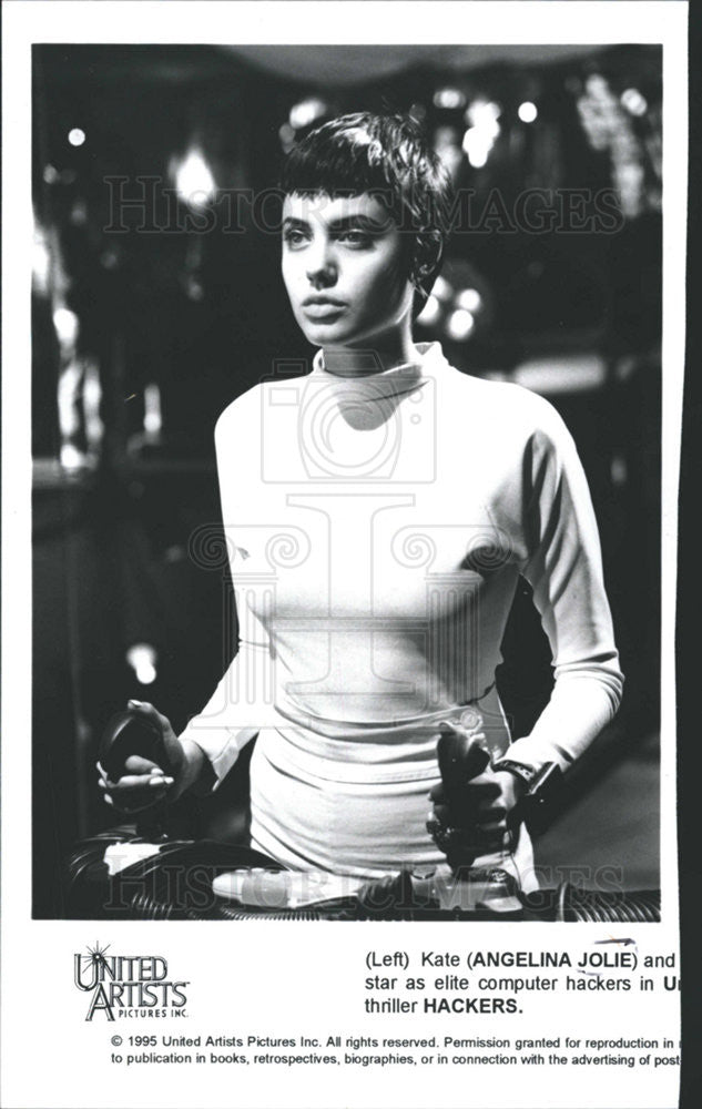 1995 Press Photo Angelina Jolie Hackers - Historic Images