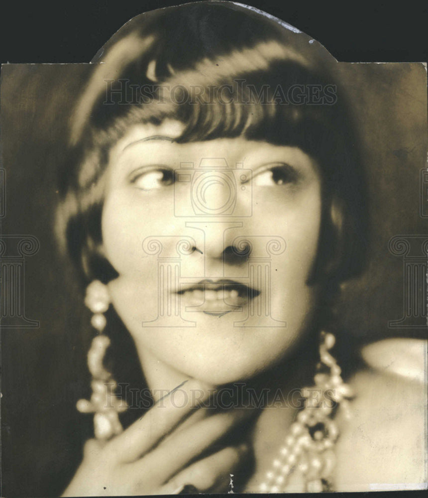 1928 Press Photo Mrs. Mortinino Davis Jr. - Historic Images