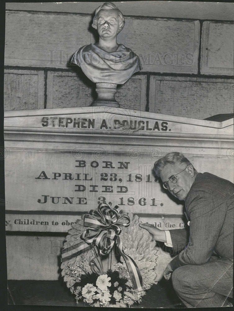 1948 Press Photo Stephen A Douglas, Colonel Paul H Douglas, US Senator - Historic Images