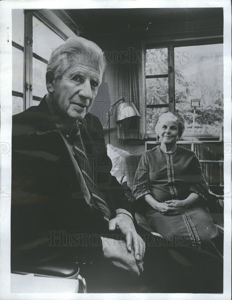 1976 Press Photo Paul Douglas Senator Congress Emily Taft Wife Death - Historic Images