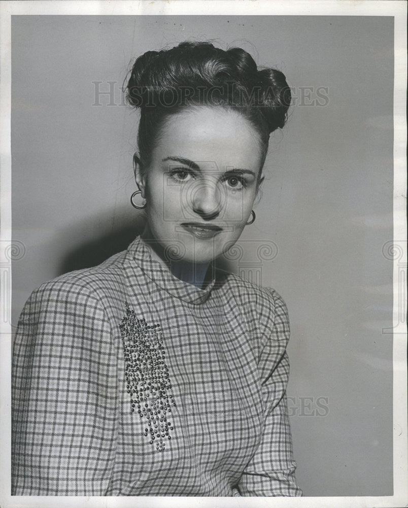 1946 Press Photo Ann McKnight,soprano - Historic Images