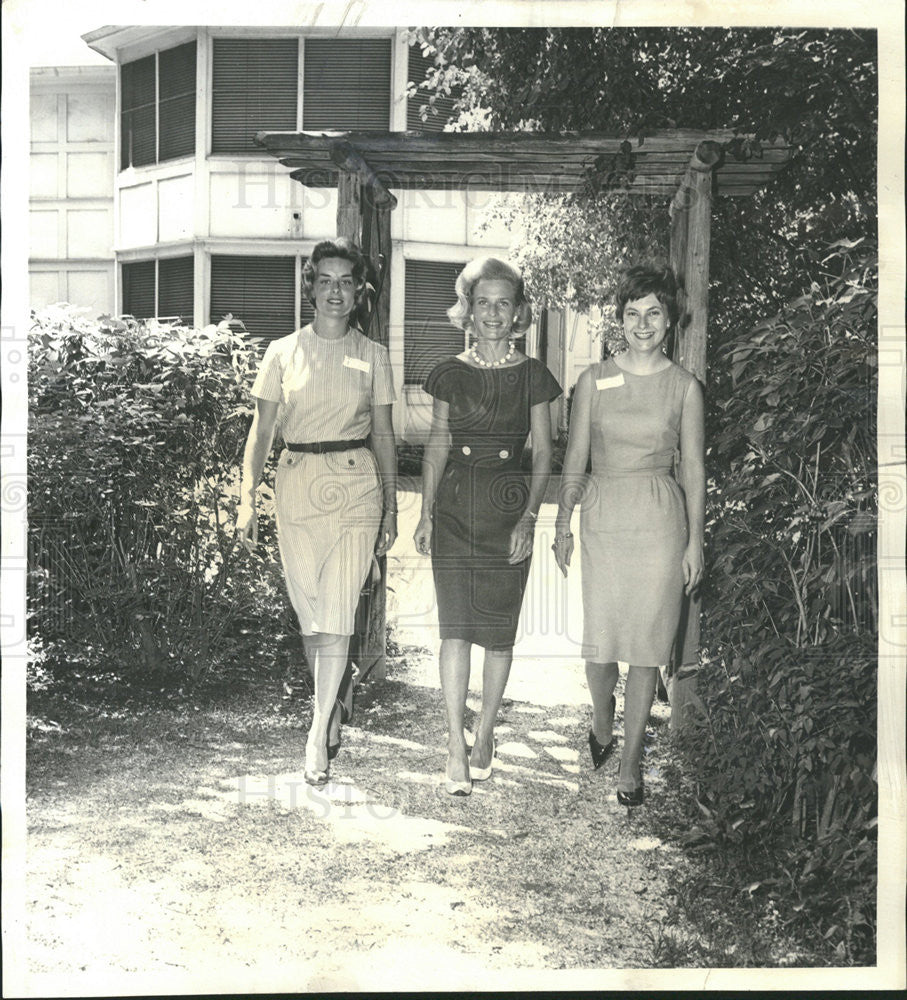 1963 Press Photo Mrs. Robert McLallen, Mrs Hugh Michals and Mrs Robert Burchmore - Historic Images