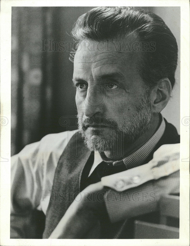 1973 Press Photo George C. Scott Actor Drama Movie Film Hospital - Historic Images