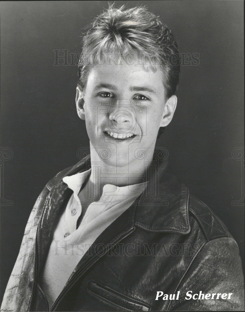 1988 Press Photo Actor Paul Scherrer In CBS Television Show &quot;Van Dyke Show&quot; - Historic Images