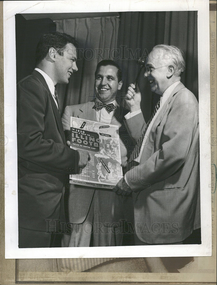 1970 Press Photo Men 1950 Illinois Football Poster - Historic Images