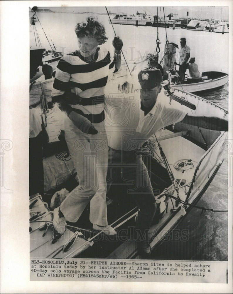 1965 Press Photo Sharon Sites sailed 2300 miles alone - Historic Images