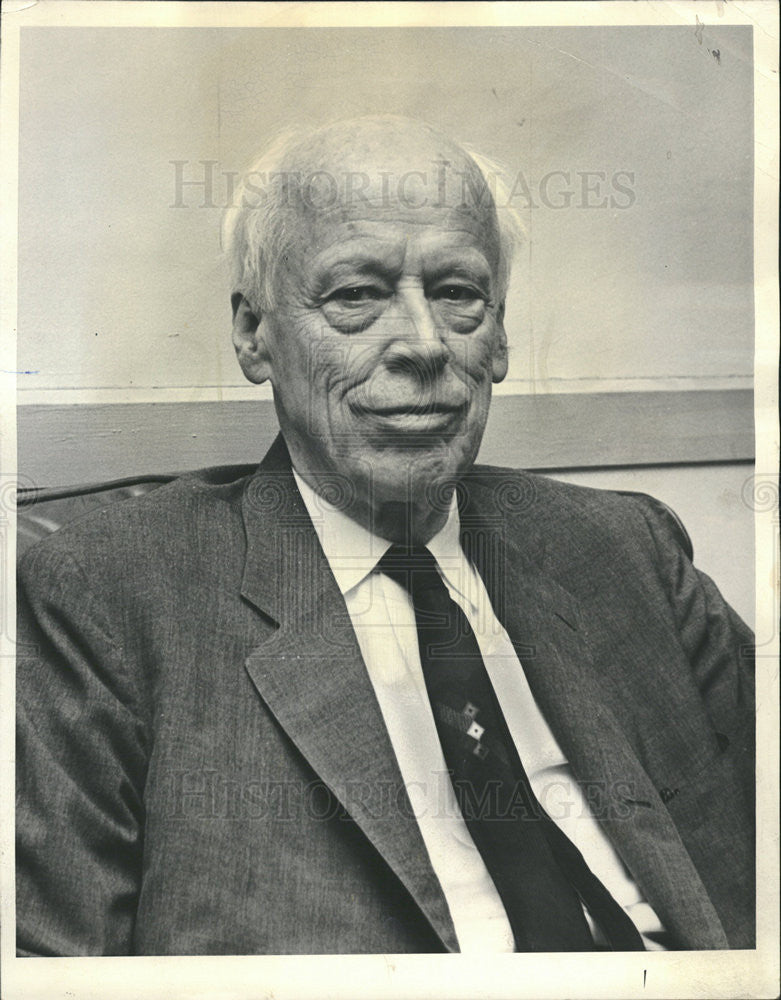 1964 Press Photo Norman Thomas, socialist leader, former candidate for - Historic Images