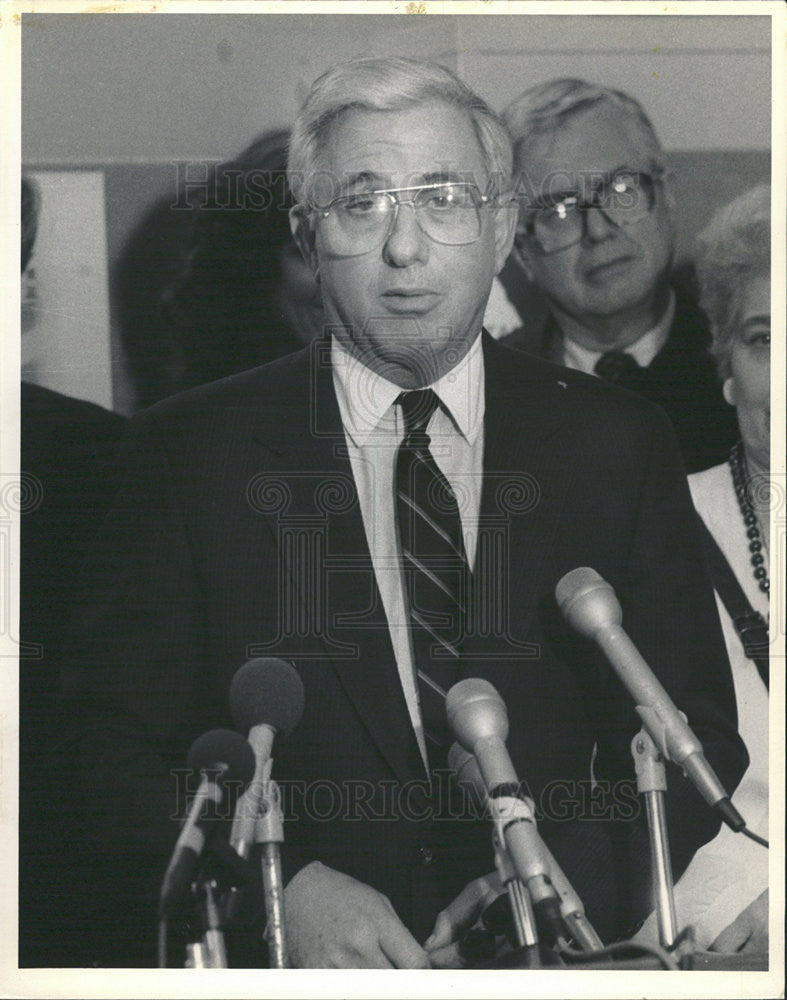 1988 Press Photo Donald Totten,Republican committeeman - Historic Images