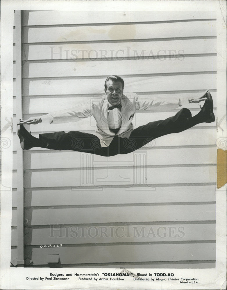 1955 Press Photo Gene Nelson Actor Oklahoma! Musical Film Movie - Historic Images