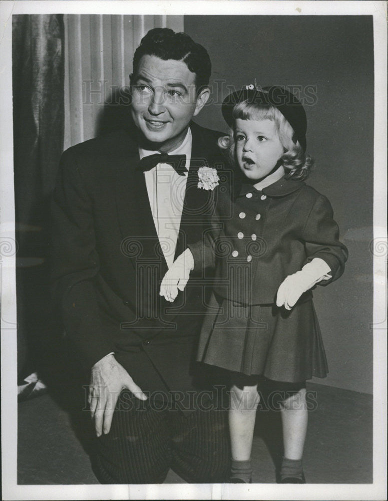 1953 Press Photo Penny Nelson Father John Live Like A Millionaire Host - Historic Images