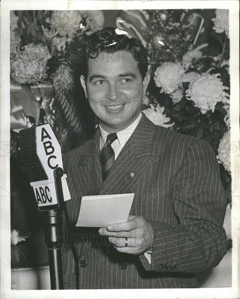1946 Press Photo John Nelson Host Bride Groom ABC - Historic Images