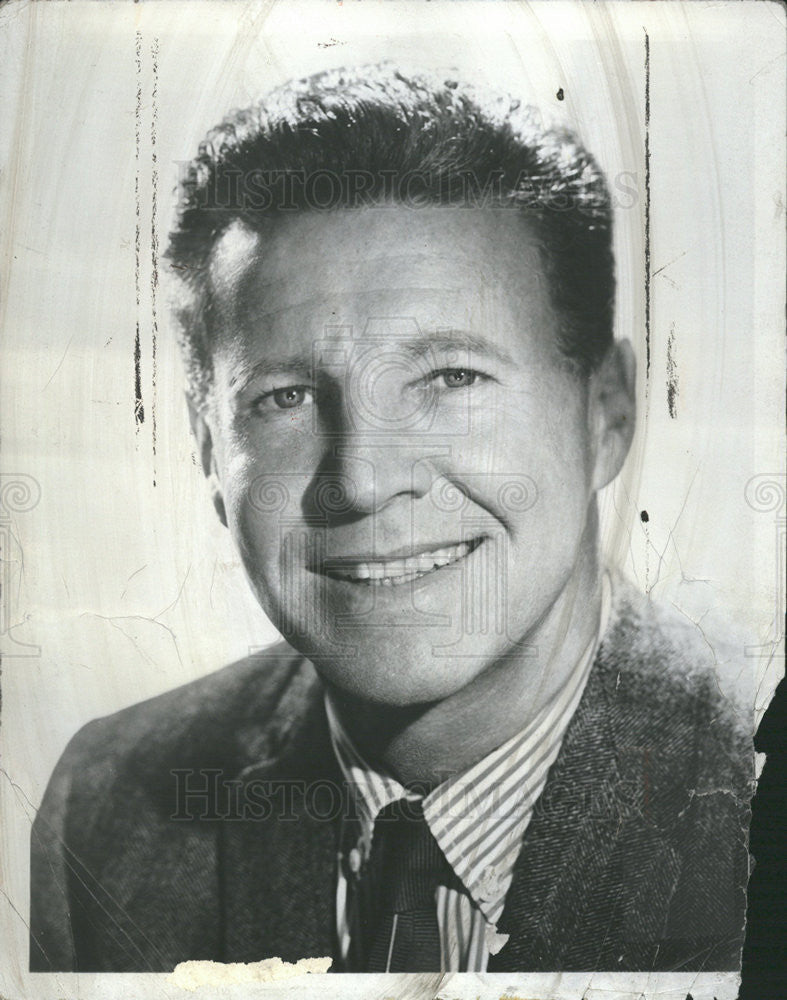 1968 Press Photo Ozzie Nelson, actor, singer, entertainer. - Historic Images