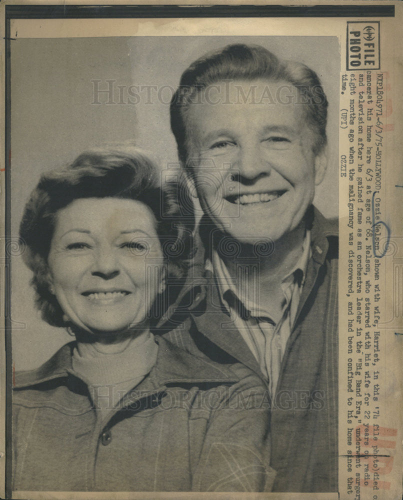 1975 Press Photo Ozzie &amp; Harriet Nelson, actors. - Historic Images