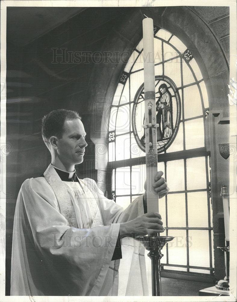 1963 Press Photo St mark Luthren Church in Chicago Ill and Rev Leo Nelson - Historic Images