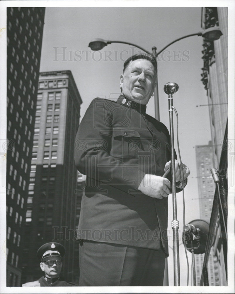 1958 Press Photo Lieutenant Colonel Fritz Nelson Speaks During Lenten Services - Historic Images